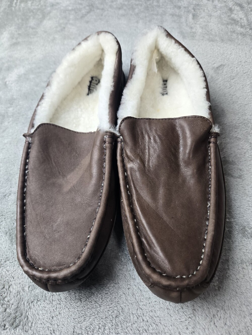 LAMO Moccasin Mens Size 9 Brown Leather Sheepskin Lined Slip On Slippers